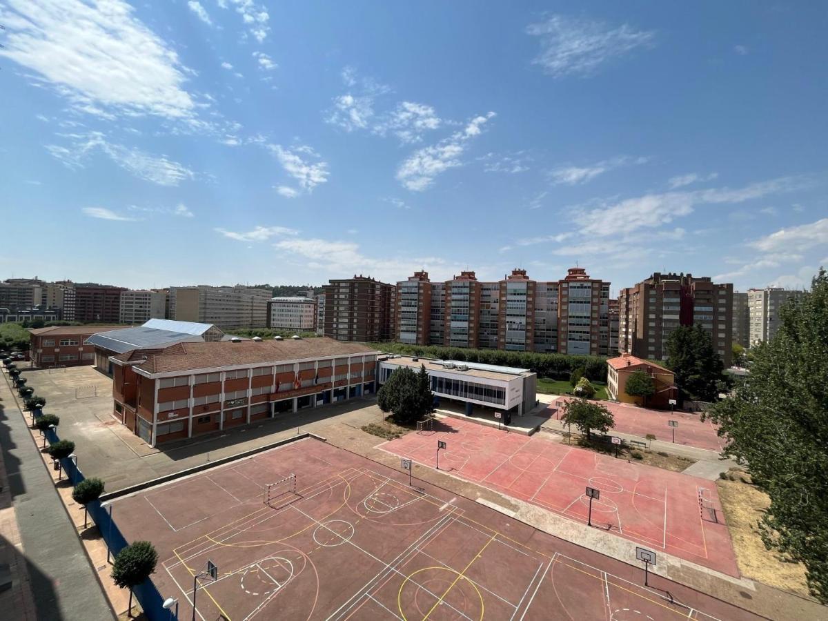 Atuaire Home Agradable Apartamento En El Centro De Burgos Parking Incluido المظهر الخارجي الصورة